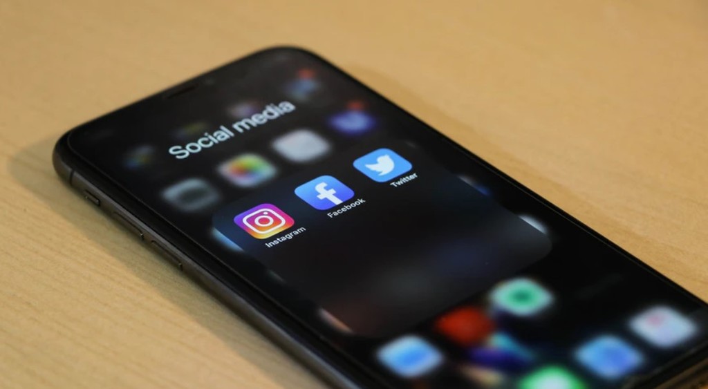 Manfaat atau keuntungan beli likes instagram aktif - Sebagai booster kunjungan teraman untuk akun atau situs Anda Manfaat atau keuntungan beli likes instagram aktif - Sebagai booster kunjungan teraman untuk akun atau situs Anda