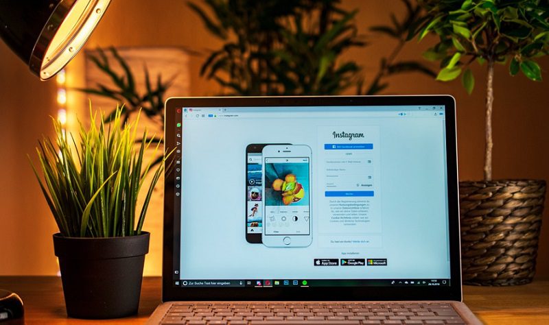 Instagram Lewat PC