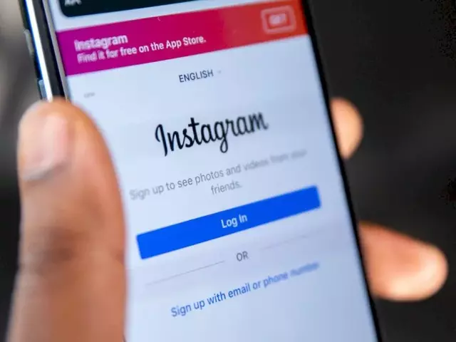 Cara Menghapus Akun Instagram yang di Hack